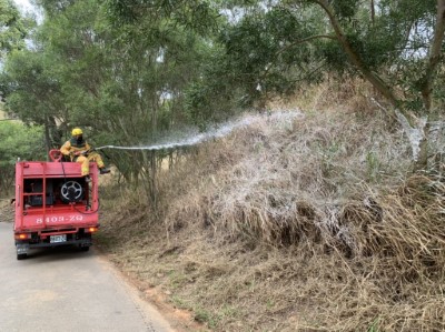 環保阻燃劑形成隱形防火牆 降低雜草延燒機率